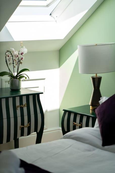 Luxury Duplex Penthouse On The Beach With Panoramic Sea Views Herne Bay Esterno foto