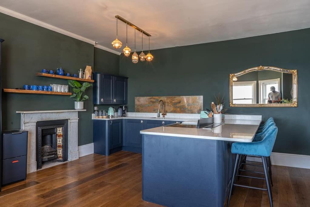 Luxury Duplex Penthouse On The Beach With Panoramic Sea Views Herne Bay Esterno foto